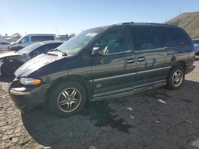 Auction sale of the 2000 Chrysler Town & Country Limited, vin: 1C4GP64L9YB718616, lot number: 40888974