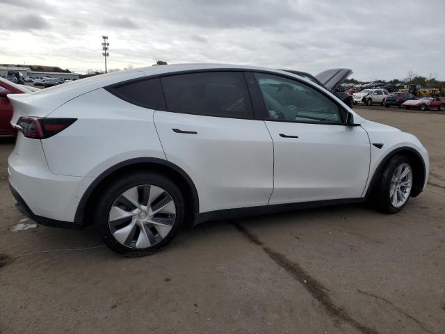 7SAYGAEE1NF377926 Tesla Model Y