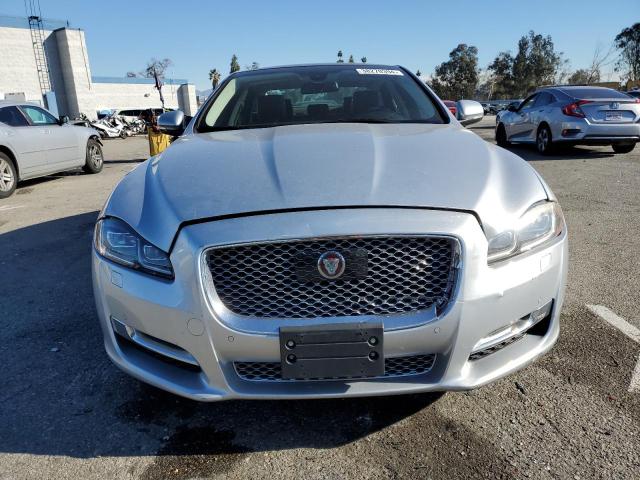 SAJWA2G74G8V99813 Jaguar Xjl Portfolio