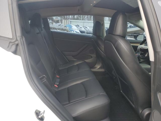 5YJ3E1EB5NF260143 Tesla MODEL 3