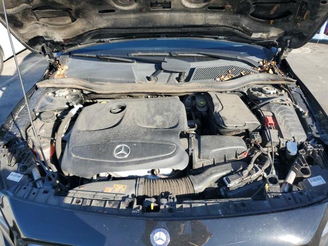 WDCTG4EB7HJ338392 Mercedes-Benz GLA 250
