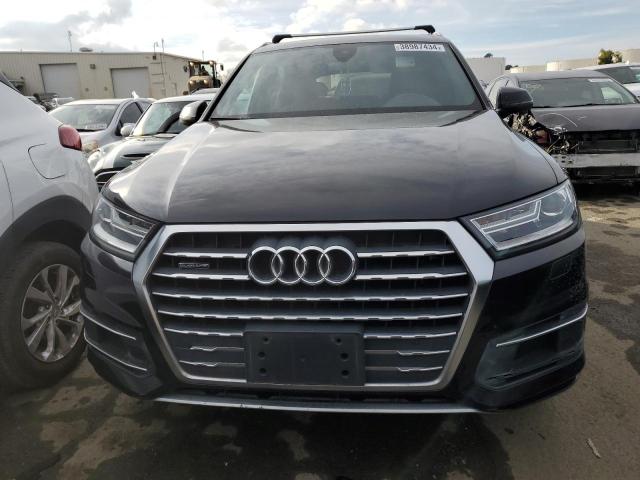 WA1LHAF71HD039002 Audi Q7 Premium Plus