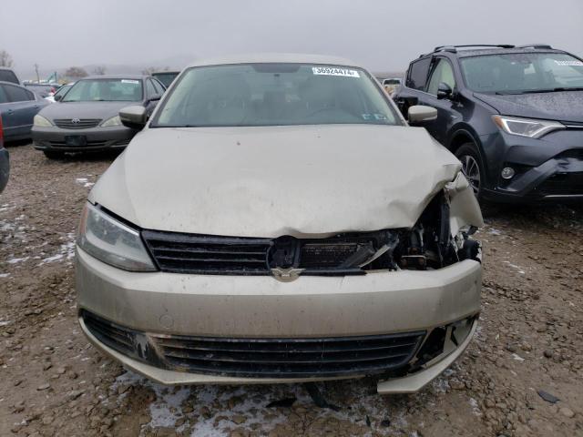 3VWB07AJ3EM207783 Volkswagen JETTA SE