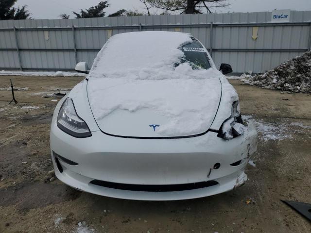 5YJ3E1EB5NF260143 Tesla MODEL 3