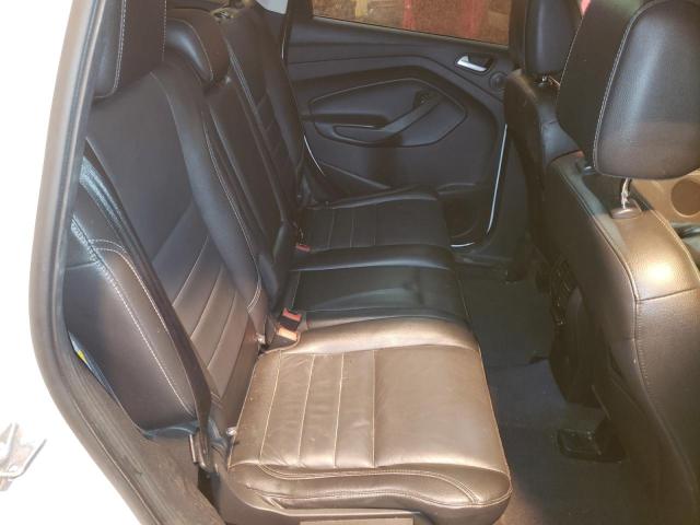 1FMCU0J97FUC24586 Ford Escape Titanium