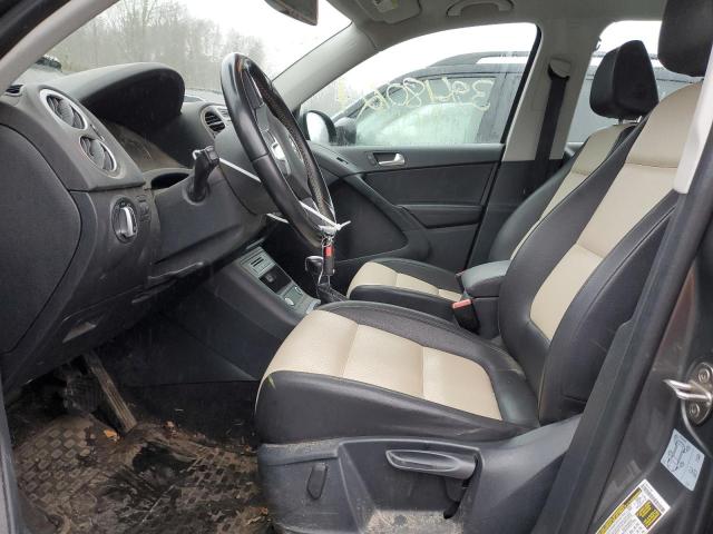 WVGBV7AX5GW593632 Volkswagen TIGUAN S