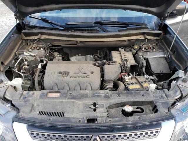 JA4AZ3A35KZ033198 Mitsubishi Outlander Se