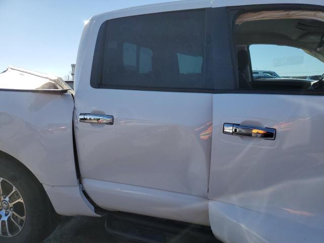 1N6AA1EFXMN516392 Nissan TITAN SV