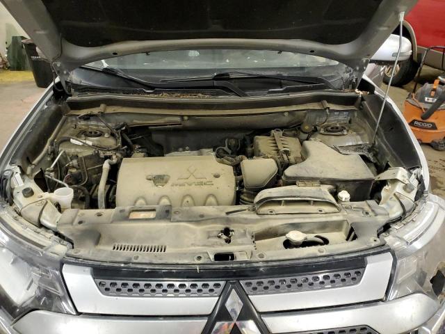 JA4AZ3A35LZ018783 Mitsubishi Outlander Se