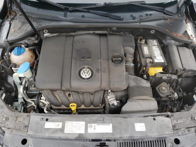 1VWBH7A38EC015755 Volkswagen PASSAT SE