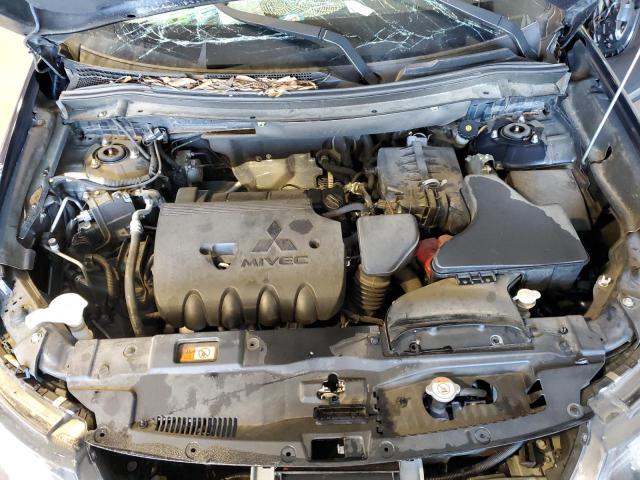 JA4AD2A3XJZ054040 Mitsubishi Outlander Es