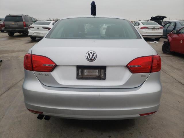 3VWD17AJ0EM301738 Volkswagen JETTA SE