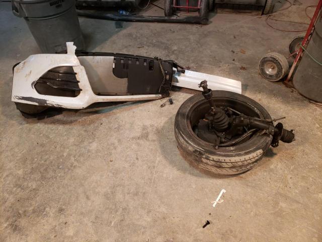 1FMCU0J97FUC24586 Ford Escape Titanium