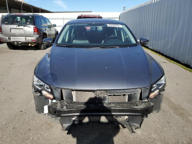 1VWLA7A39KC011251 Volkswagen Passat Wolfsburg
