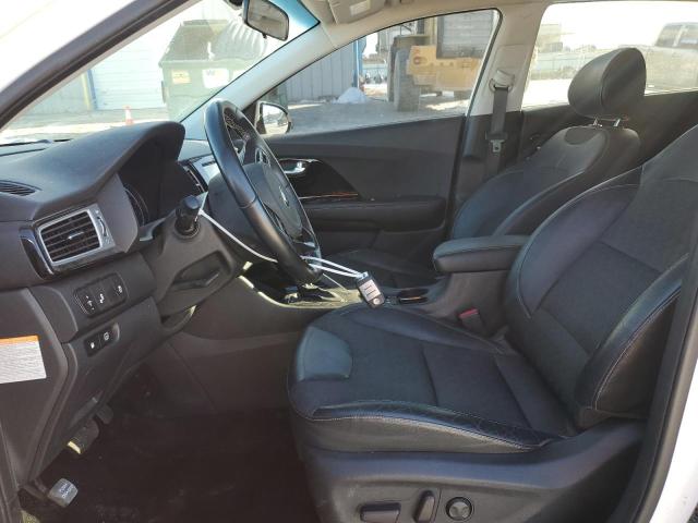 KNDCC3LC8H5075426 KIA NIRO EX