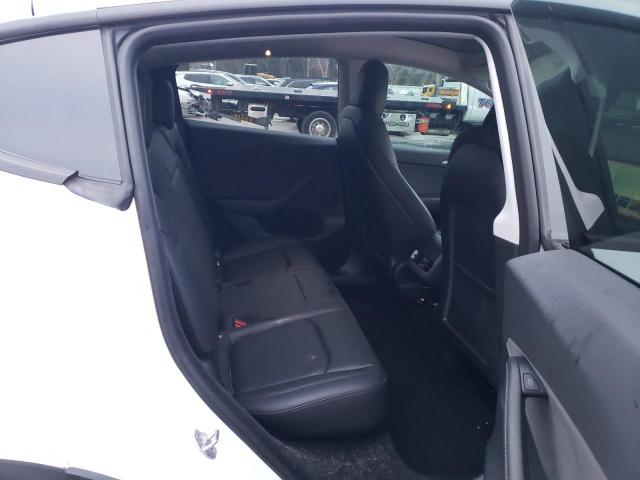 7SAYGDEE9PF662961 Tesla Model Y