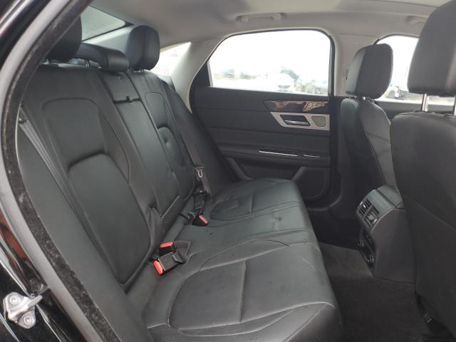 SAJBJ4BV1GCY23570 Jaguar XF PREMIUM