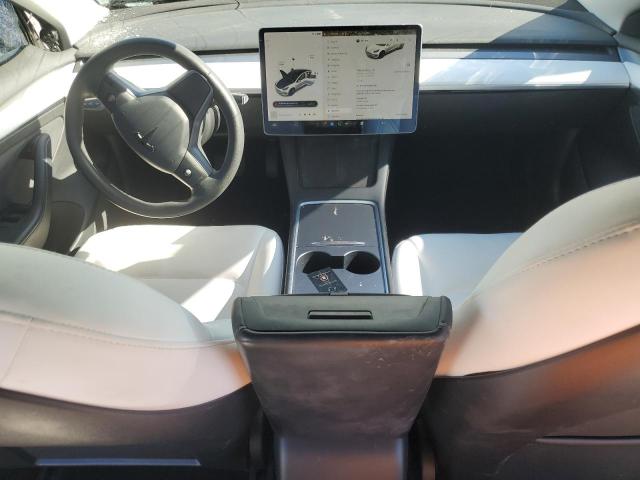 5YJ3E1EB7NF153403 Tesla MODEL 3