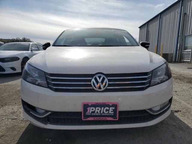 1VWBT7A30FC080664 Volkswagen PASSAT SE