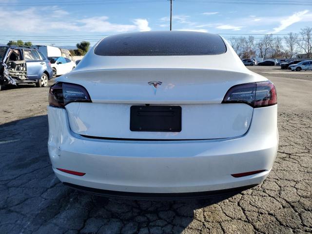 5YJ3E1EA7PF488235 Tesla MODEL 3