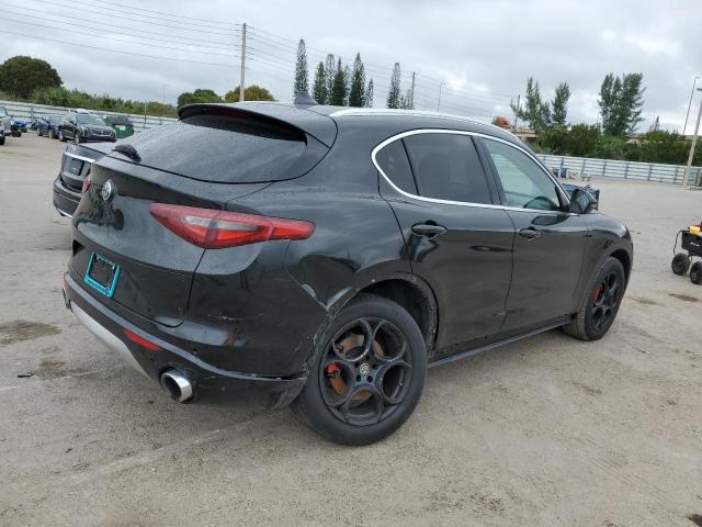 ZASFAKAN3J7B61925 Alfa Romeo Stelvio