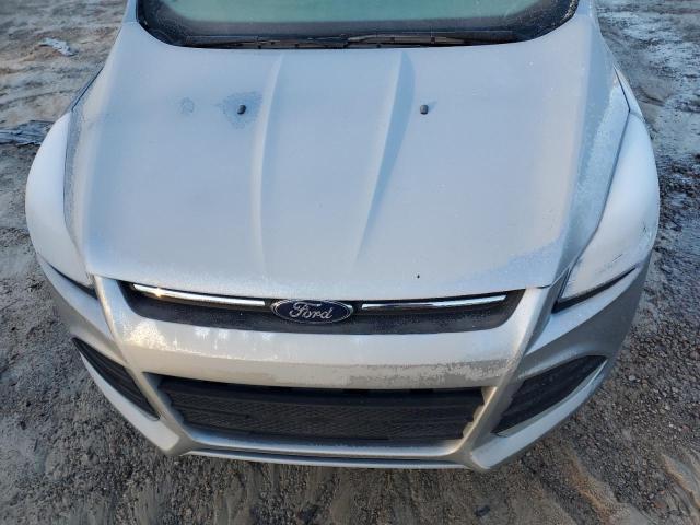 1FMCU9GX7EUE48885 Ford ESCAPE SE