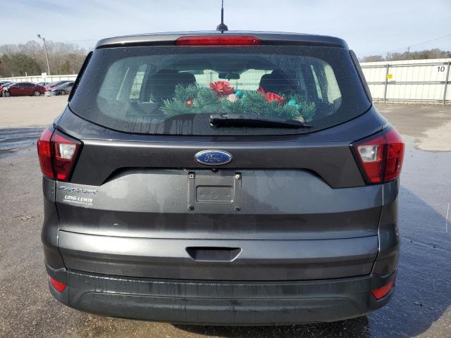 1FMCU0F72KUC19572 Ford ESCAPE S