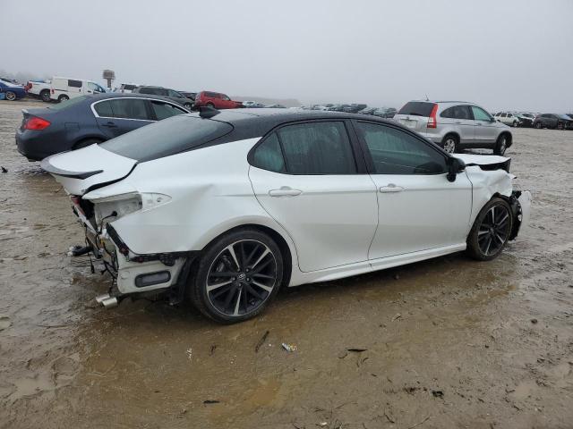 4T1BZ1HK4JU012152 Toyota CAMRY XSE
