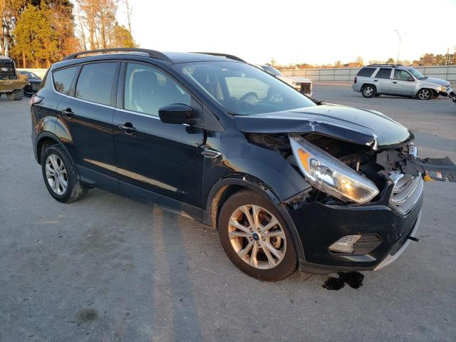 1FMCU0GD9JUB75301 Ford ESCAPE SE
