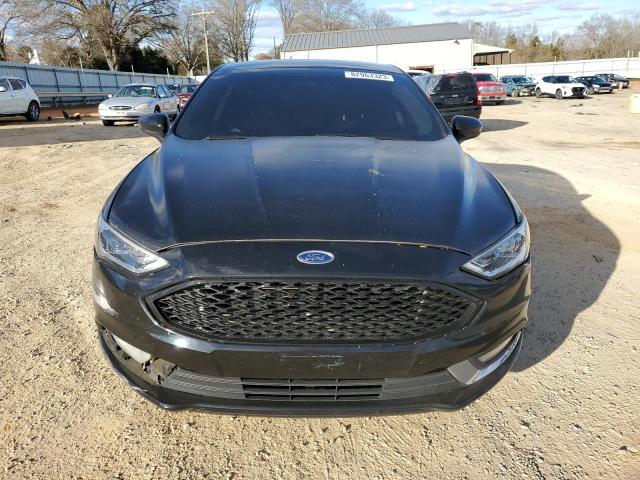 3FA6P0HD8HR390618 Ford FUSION SE