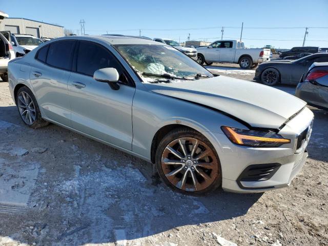 7JR102FK5LG032402 Volvo S60 T5 Momentum
