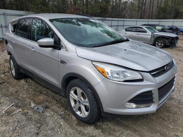 1FMCU0GXXGUC55435 Ford ESCAPE SE