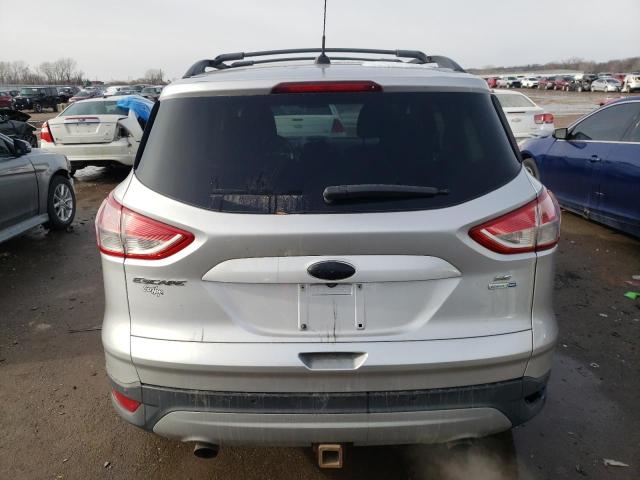 1FMCU9G90FUA95599 Ford ESCAPE SE
