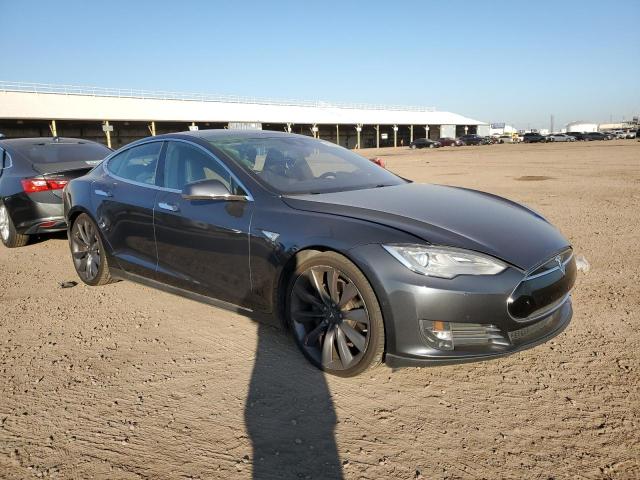 5YJSA1H24FF099725 Tesla Model S 85d