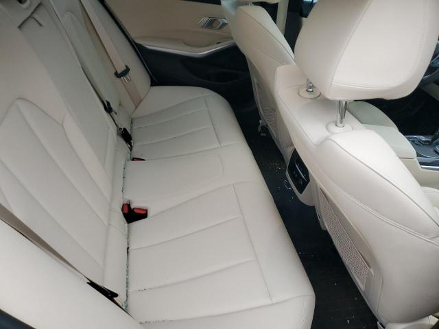 3MW5R7J51K8A26496 BMW 330XI