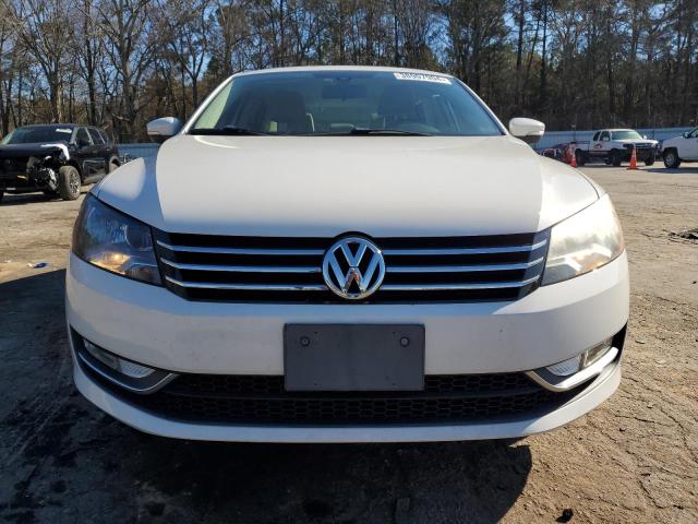 1VWAT7A30FC095628 Volkswagen PASSAT S