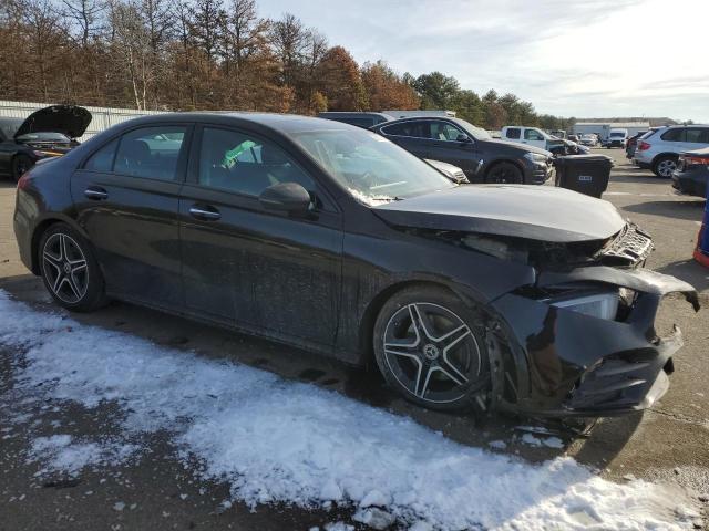 W1K3G4FB2LJ210452 Mercedes-Benz A 220 4matic