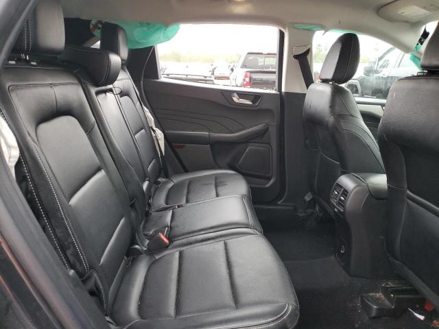1FMCU0H6XNUB13945 Ford ESCAPE SEL