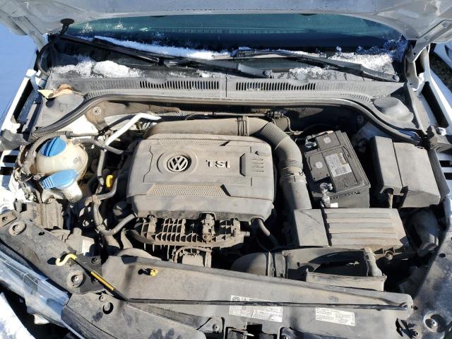 3VWD17AJ8FM417562 Volkswagen JETTA SE