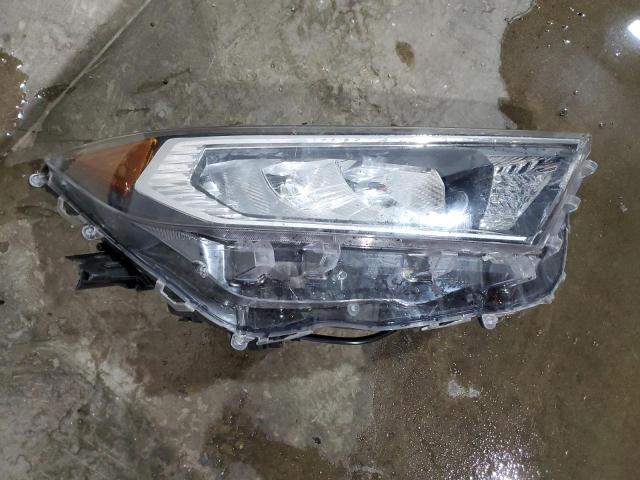 JTMA1RFV8KD018699 Toyota Rav4 Xle Premium