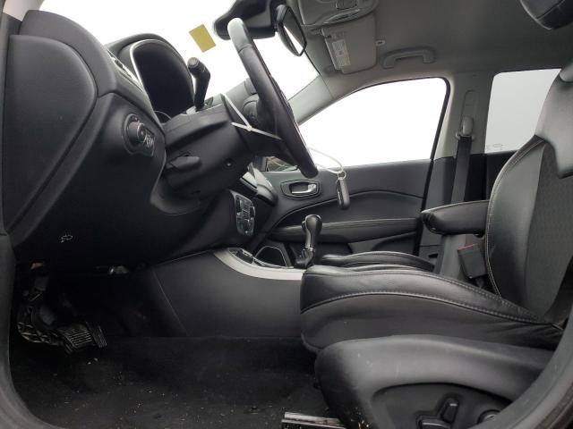 3C4NJDBBXJT408776 Jeep Compass Latitude