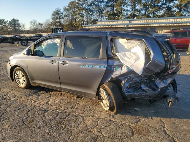 5TDYK3DC6GS691111 Toyota SIENNA XLE