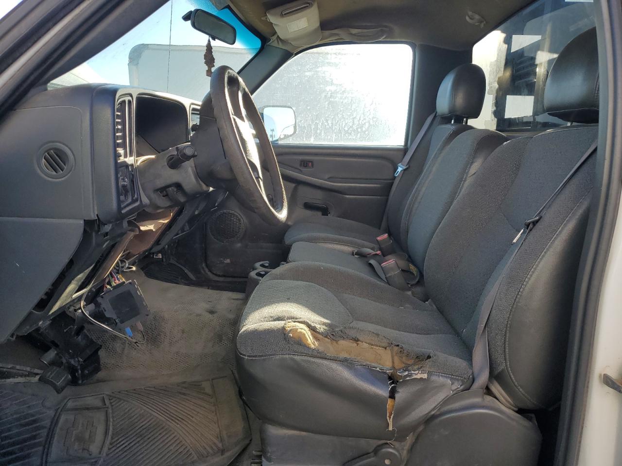 CHEVROLET ALL Models 2006 1GCHC24U16E253973 Photo 18