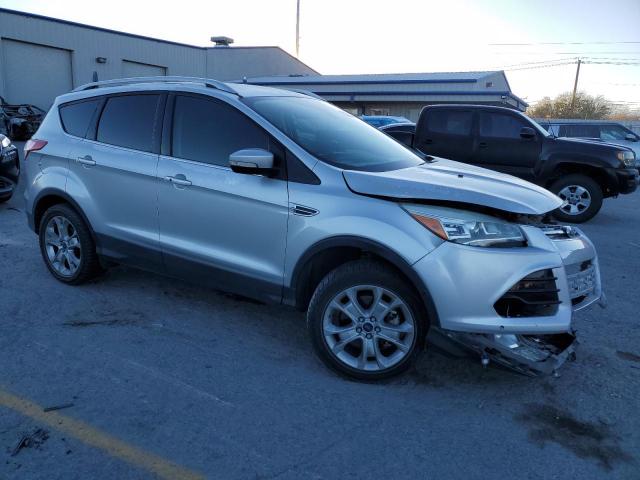 1FMCU9J95GUA69932 Ford ESCAPE TIT