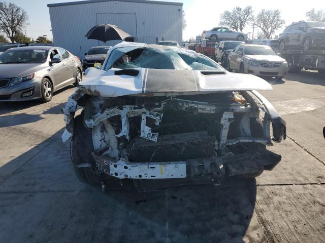 2C3CDZAG7GH329631 Dodge 2016