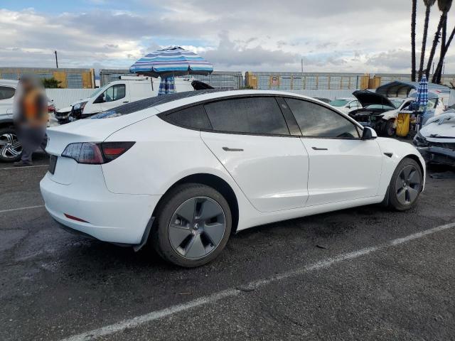 5YJ3E1EA7NF307034 Tesla 2022