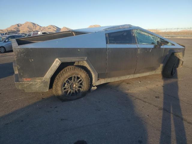 7G2CEHED0RA040175 Tesla 2024