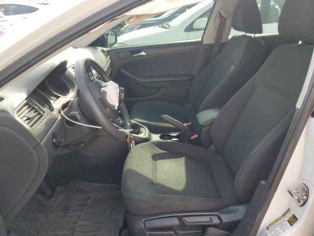 3VW2K7AJ9FM276649 Volkswagen 2015