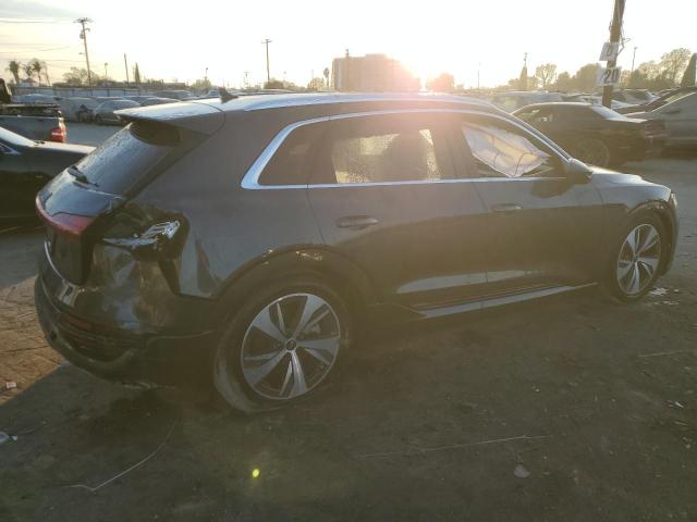 WA15AAGE9RB043046 Audi Q8