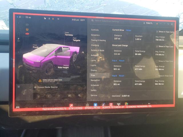 7G2CEHED0RA040175 Tesla 2024
